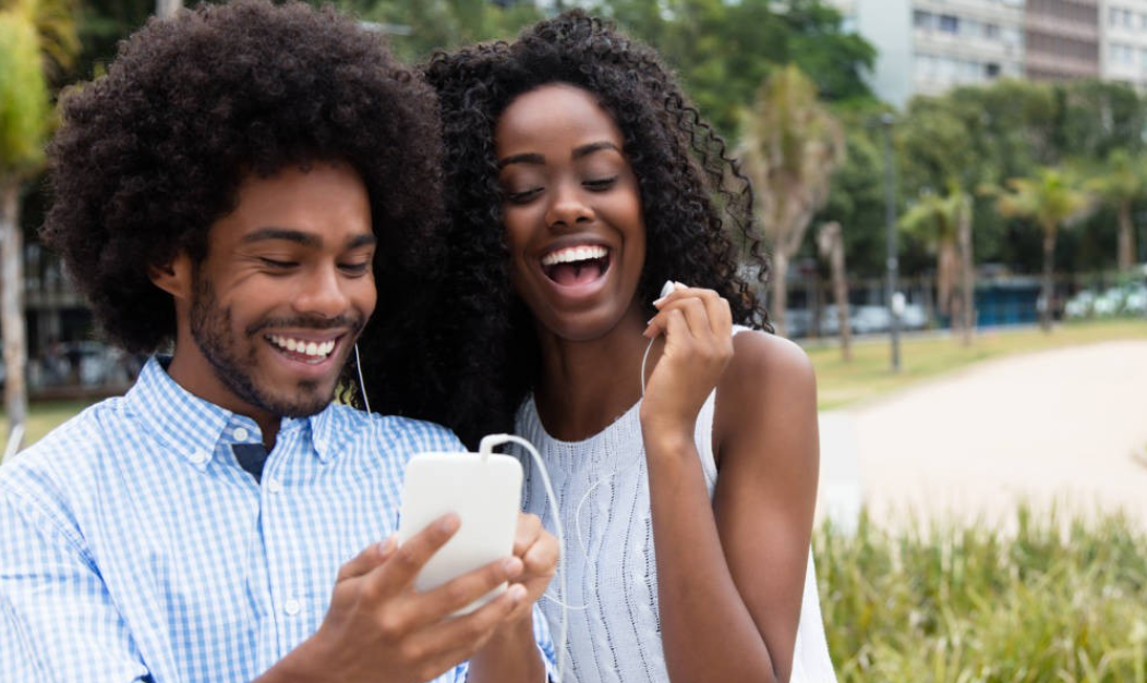 Top 10 Important Dating App Tips for Black Men